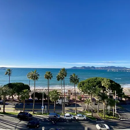 - Croisette Superbe Face Vue Panoramique Appartement Cannes